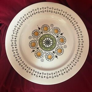 Vintage Kathie Winkle “Renaissance” Broadhurst set of 12 Plates and Bowls